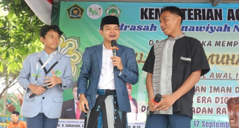 Peringatan Maulid Nabi di MTsN 17 Jakarta: Menguatkan Iman Generasi Muda di Era Digital