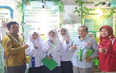 Dua tim riset MTs Negeri 17 Jakarta Tampil di Ekspo JMC 2025