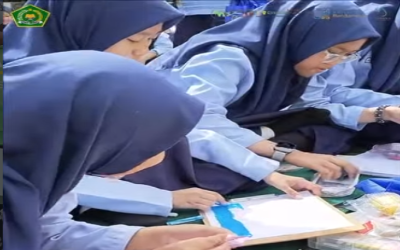 Lomba Kaligrafi MTsN 17 Jakarta 2025